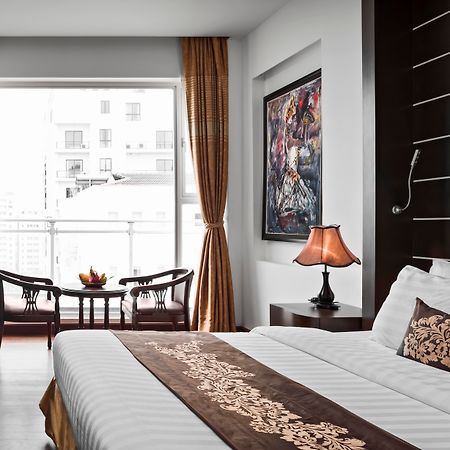 Phnom Penh Katari Hotel Extérieur photo